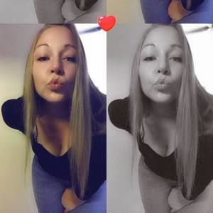 Meet your Posher, Alicia